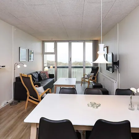 Appartement Clxxiii *